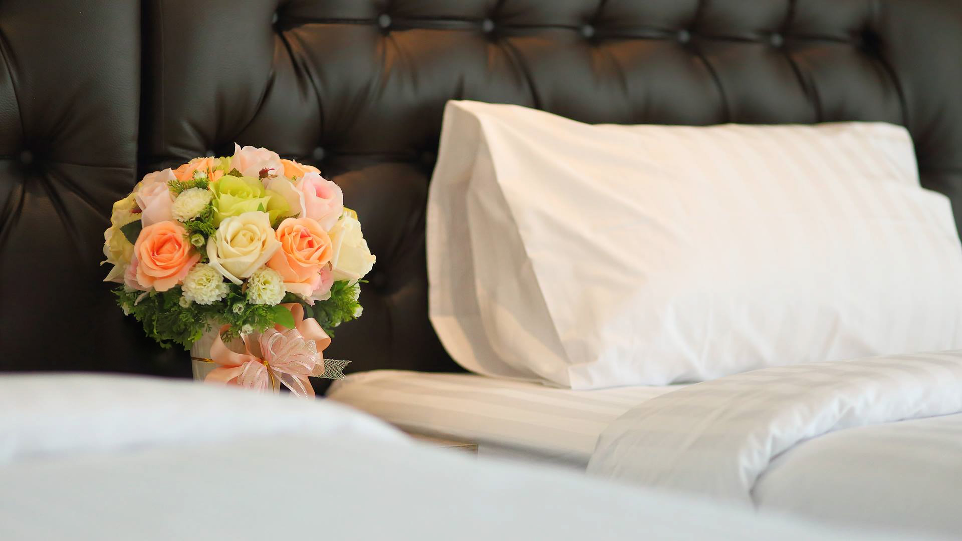 Standard Twin Bed Room