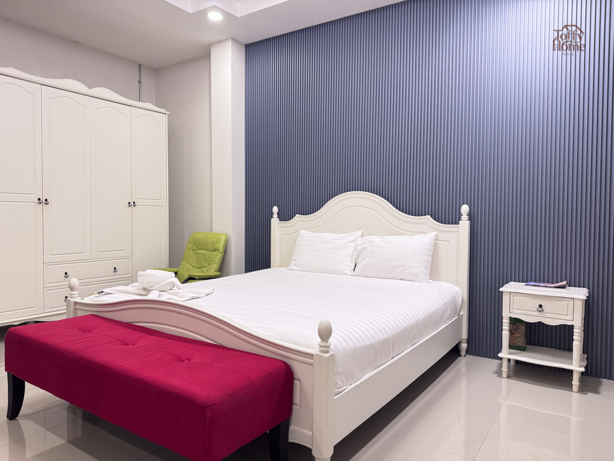 Suite Double Bed Room type B