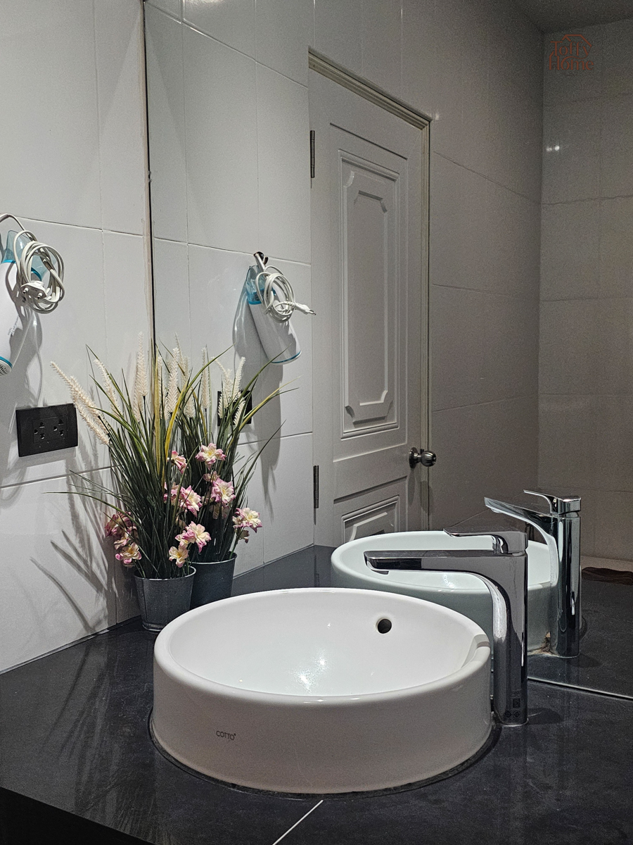 Suite Double Bed Room type B